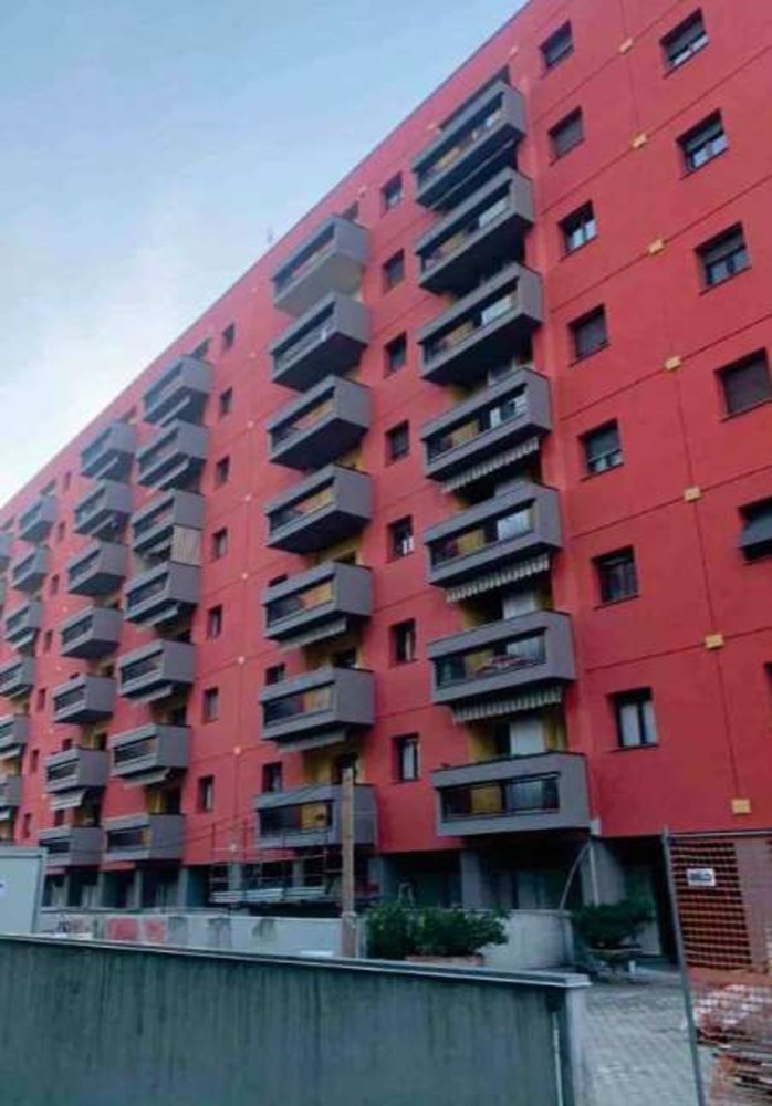 Apartamento de 2 dormitorios en Milan, Italy No. 392593