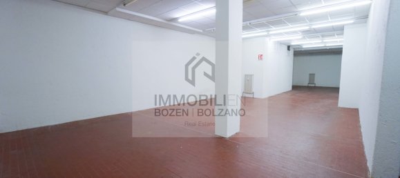 470m² Commercial property in Trentino-Alto Adige, Italy No. 110914 9
