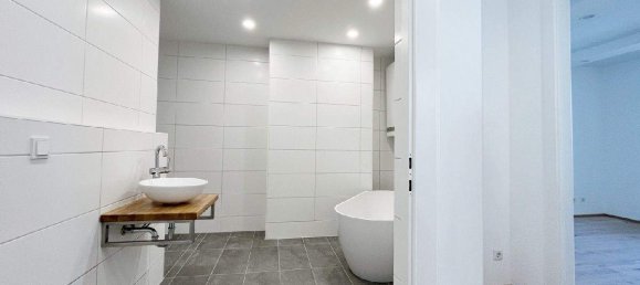 4-salle Appartement à Perchtoldsdorf, Austria No. 135732 3