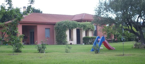 4 غرف نوم عقار تجاري في Kamena Vourla, Greece رقم 52409 2