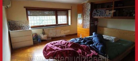 5 bedrooms Apartment in Rome, Italy No. 334090 14