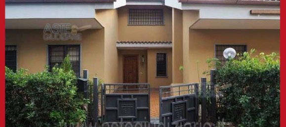 5 bedrooms Apartment in Rome, Italy No. 334090 45