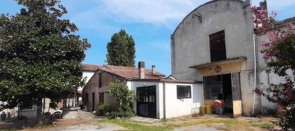 2 bedrooms Apartment in Cerea, Italy No. 376176 2