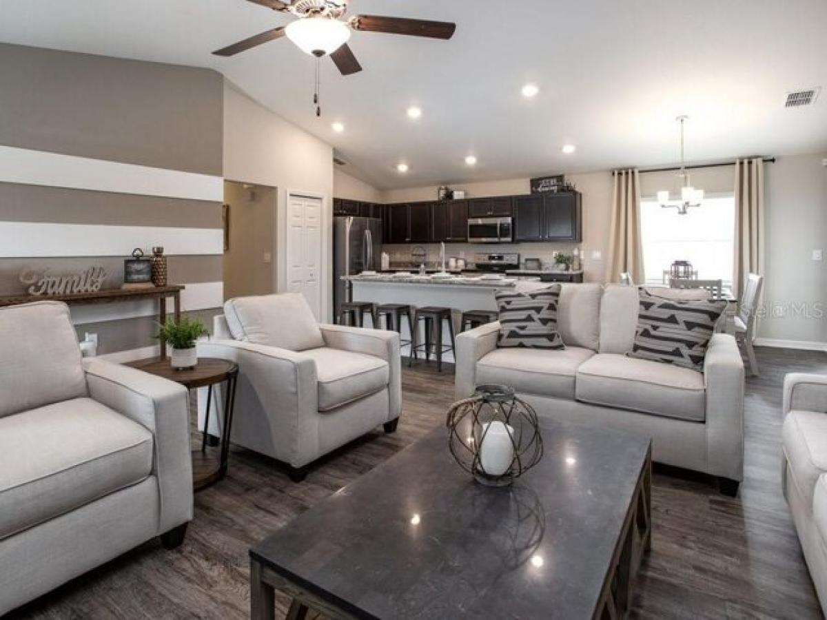 3 bedrooms House in Zephyrhills, USA No. 374333