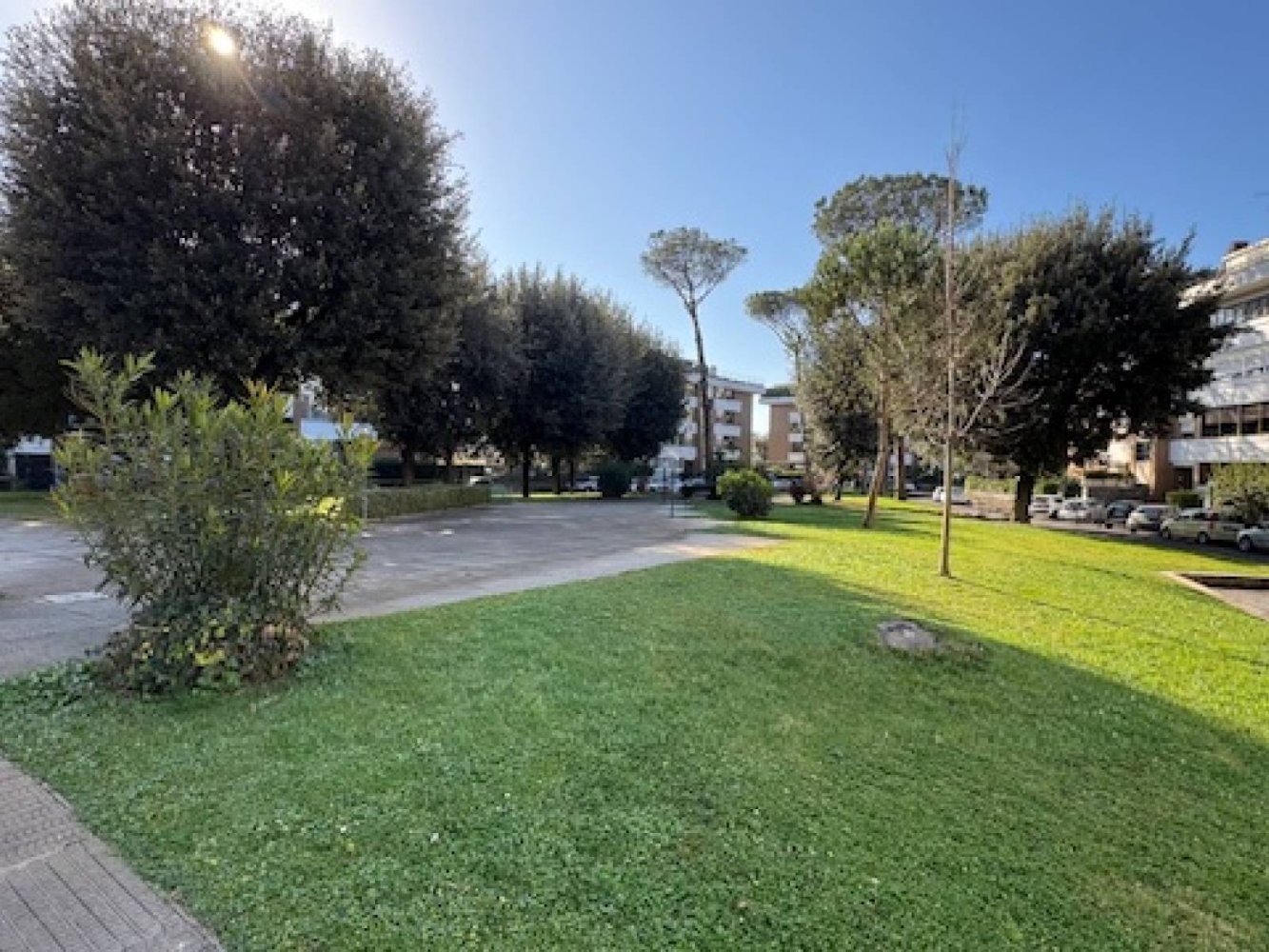 4 bedrooms Apartment in Rome, Italy No. 10589