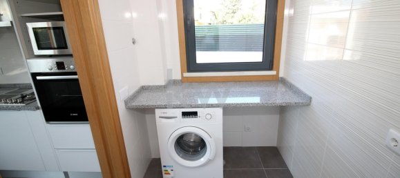 11 bedrooms House in Corroios, Portugal No. 123911 13