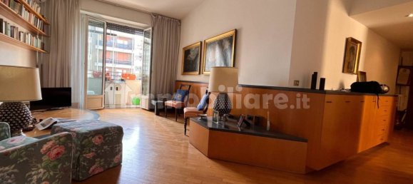 1 bedroom Apartment in Milan, Italy No. 314254 2