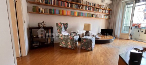 1 bedroom Apartment in Milan, Italy No. 314254 5