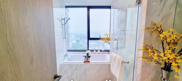 1 bedroom Condo in Khlong Toei, Thailand No. 19996 4