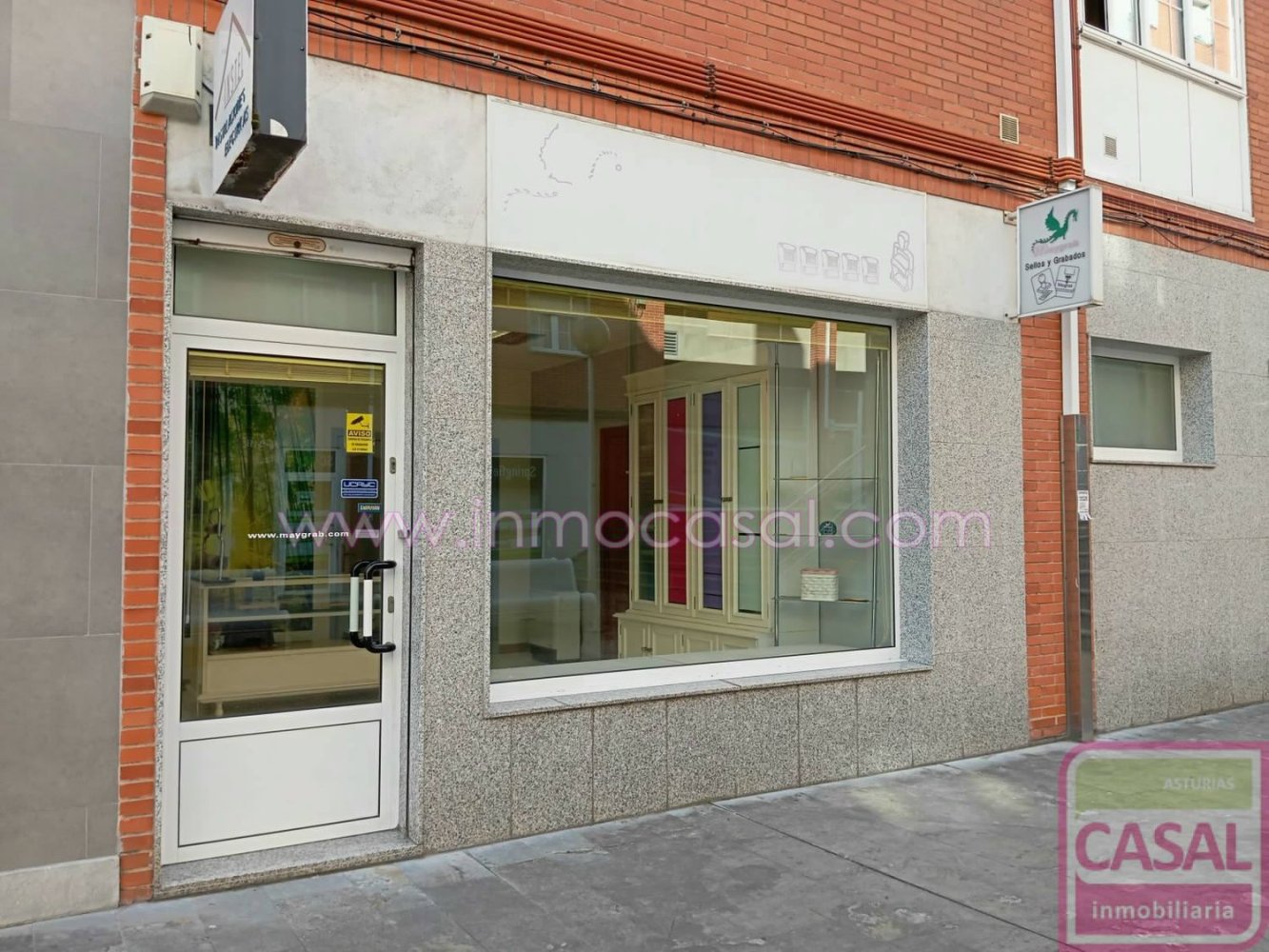 Gewerbliche Immobilie in Aviles, Spain 121m², Nr. 149757
