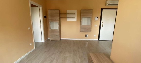 2 rooms Apartment in Montechiarugolo, Italy No. 138609 8