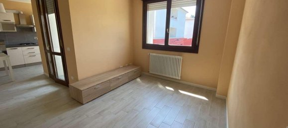 2 rooms Apartment in Montechiarugolo, Italy No. 138609 9