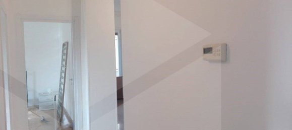 3 bedrooms Apartment in Bari, Italy No. 21033 12