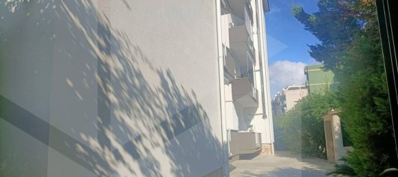 3 bedrooms Apartment in Bari, Italy No. 21033 25