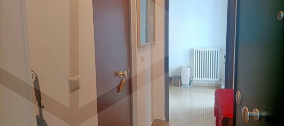 3 bedrooms Apartment in Bari, Italy No. 21033 19