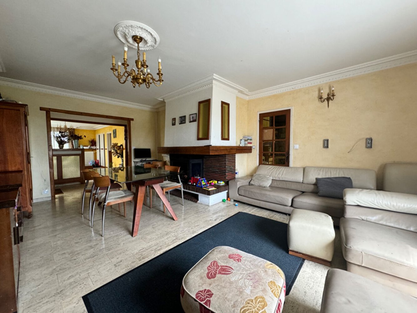 6 bedrooms House in Ardon, France No. 238964