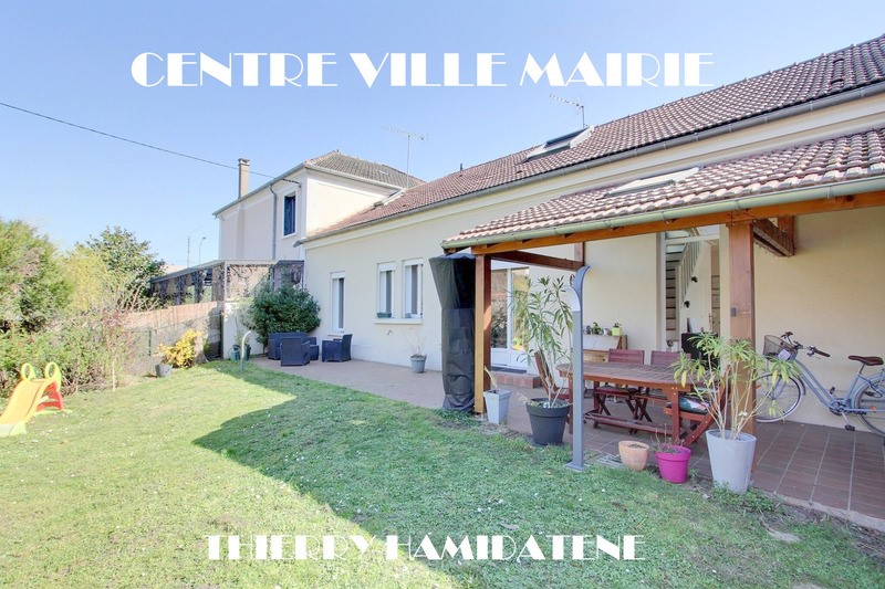 Villa de 4 dormitorios en Argenteuil, France No. 194228