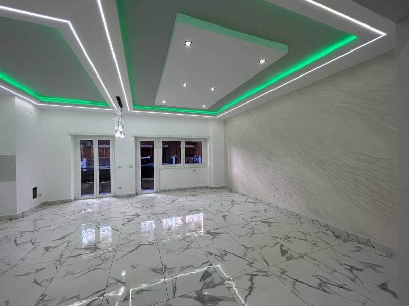 3 bedrooms Apartment in Rome, Italy No. 16665