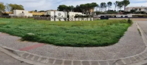  Land in Garriguella, Spain No. 73571 19