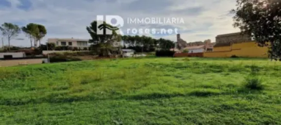  Land in Garriguella, Spain No. 73571 14