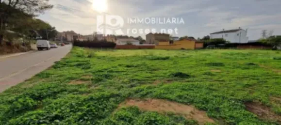  Land in Garriguella, Spain No. 73571 16