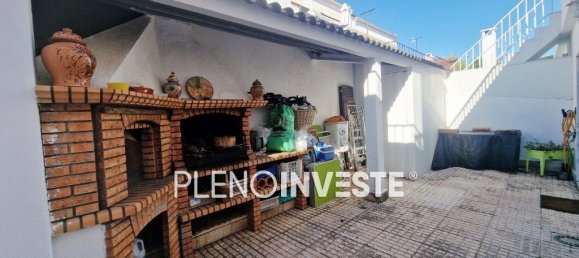 4 Schlafzimmer Haus in Corroios, Portugal, Nr. 306679 41