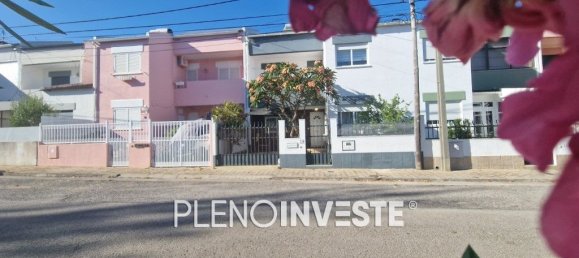 4 Schlafzimmer Haus in Corroios, Portugal, Nr. 306679 45