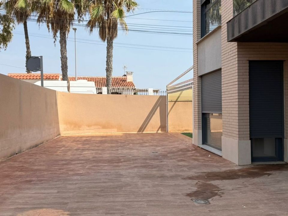 2 bedrooms Apartment in Torrevieja, Spain No. 209610