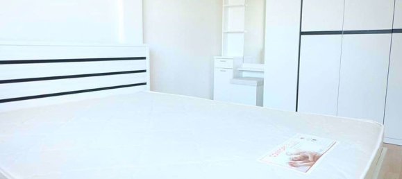 Casa de 3 dormitorios en Phra Khanong, Thailand No. 9837 2