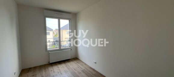 3 Schlafzimmer Haus in Saint-Remy-les-Chevreuse, France, Nr. 173835 4
