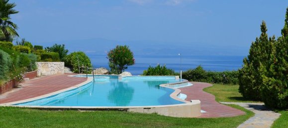 2 bedrooms Bungalow in Chalkidiki, Greece No. 1197 2