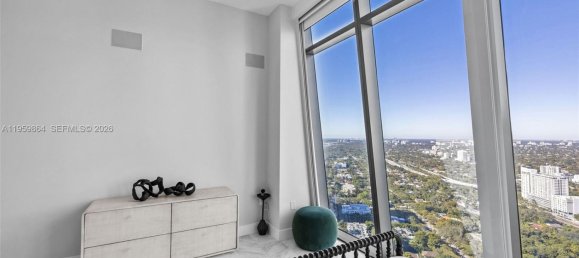 3 chambres propriété commerciale à vendre à Miami, Miami-Dade, Florida, USA № 615619 12