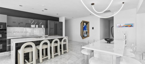 3 chambres propriété commerciale à vendre à Miami, Miami-Dade, Florida, USA № 615619 16