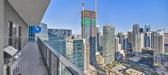 3 chambres propriété commerciale à vendre à Miami, Miami-Dade, Florida, USA № 615619 2