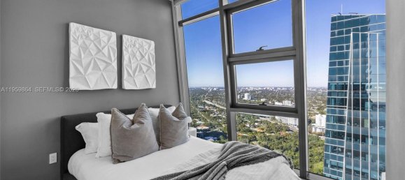 3 chambres propriété commerciale à vendre à Miami, Miami-Dade, Florida, USA № 615619 10