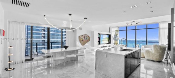 3 chambres propriété commerciale à vendre à Miami, Miami-Dade, Florida, USA № 615619 28