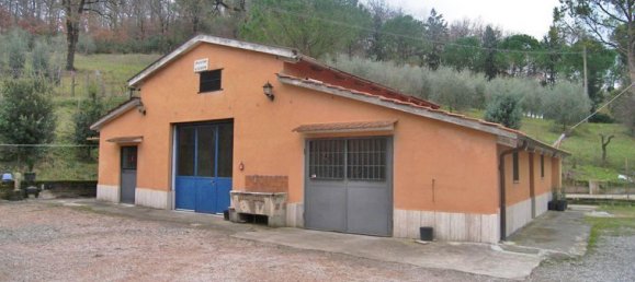 Studio in Chiusi, Italy No. 1489 7