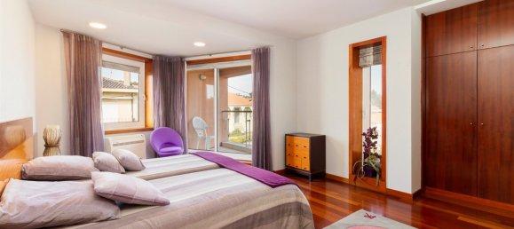 6 bedrooms Villa in Vila Nova de Gaia, Portugal No. 183764 22