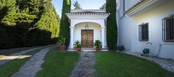 3 bedrooms Villa in Marbella, Spain No. 117174 16