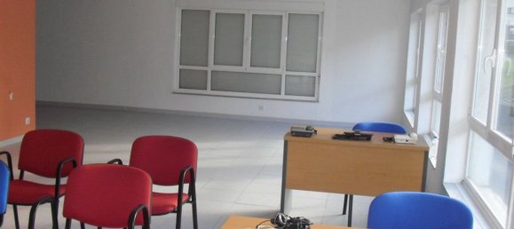 400m² Office in Oviedo, Spain No. 149754 12