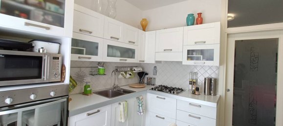 2 Schlafzimmer Wohnung in Mira, Italy, Nr. 106140 8