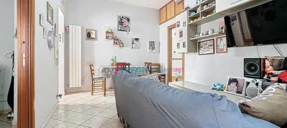 3-salle Appartement à Nola, Italy No. 262312 9