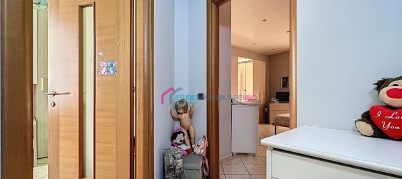 3-salle Appartement à Nola, Italy No. 262312 18