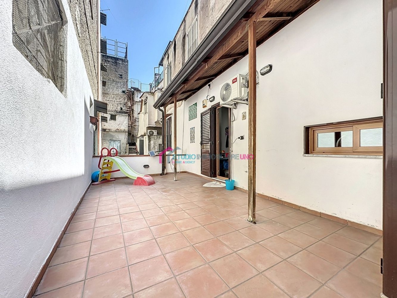 3-salle Appartement à Nola, Italy No. 262312