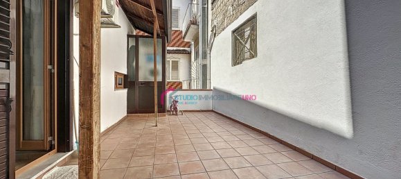 3-salle Appartement à Nola, Italy No. 262312 3