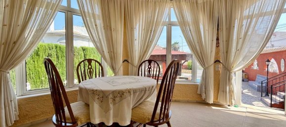 3 bedrooms House in Torrevieja, Spain No. 188717 9