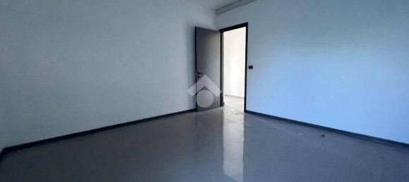 94m² Office in Pianiga, Italy No. 283131 10