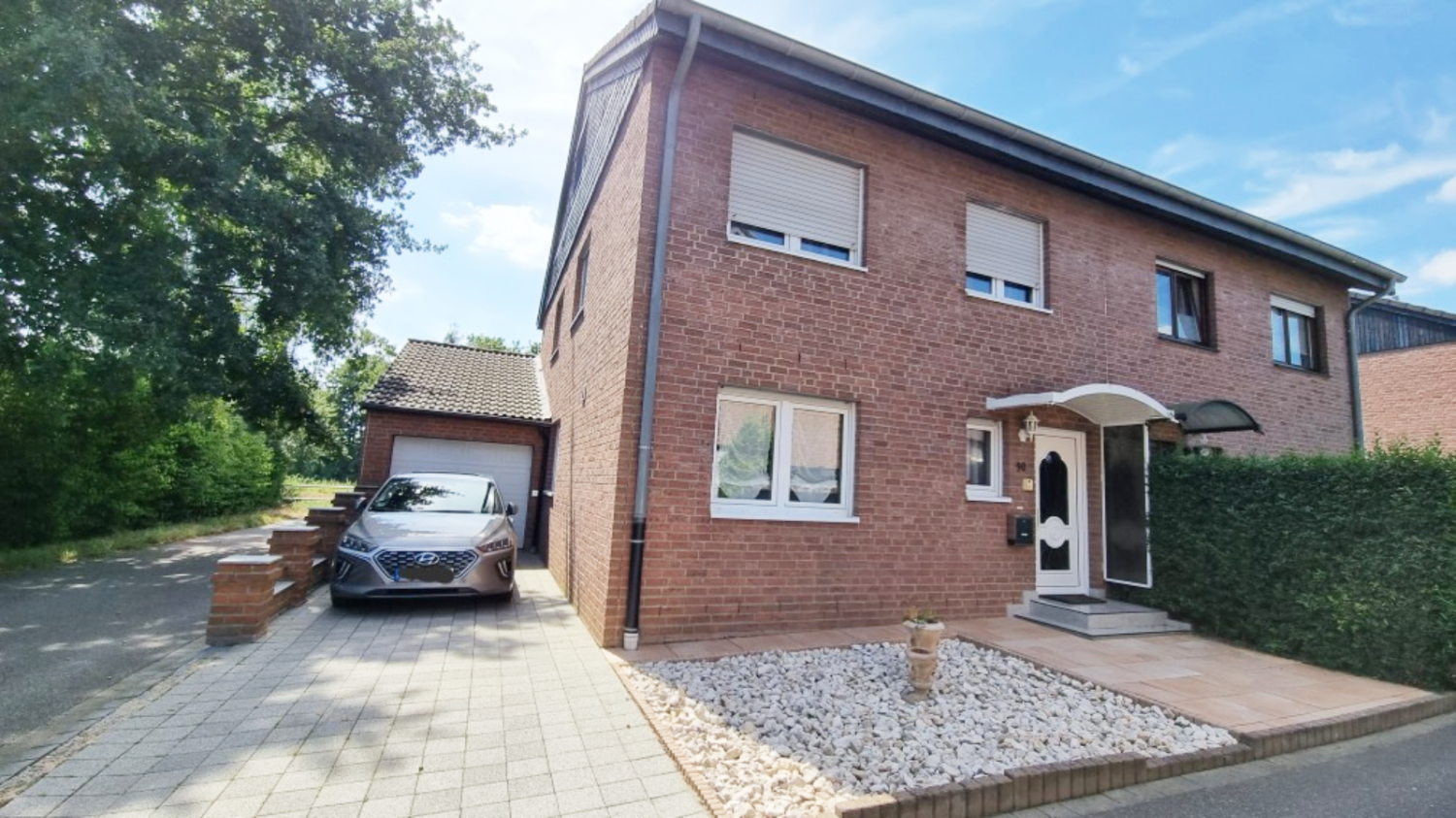 4 bedrooms Townhouse in Duren, Germany No. 240024