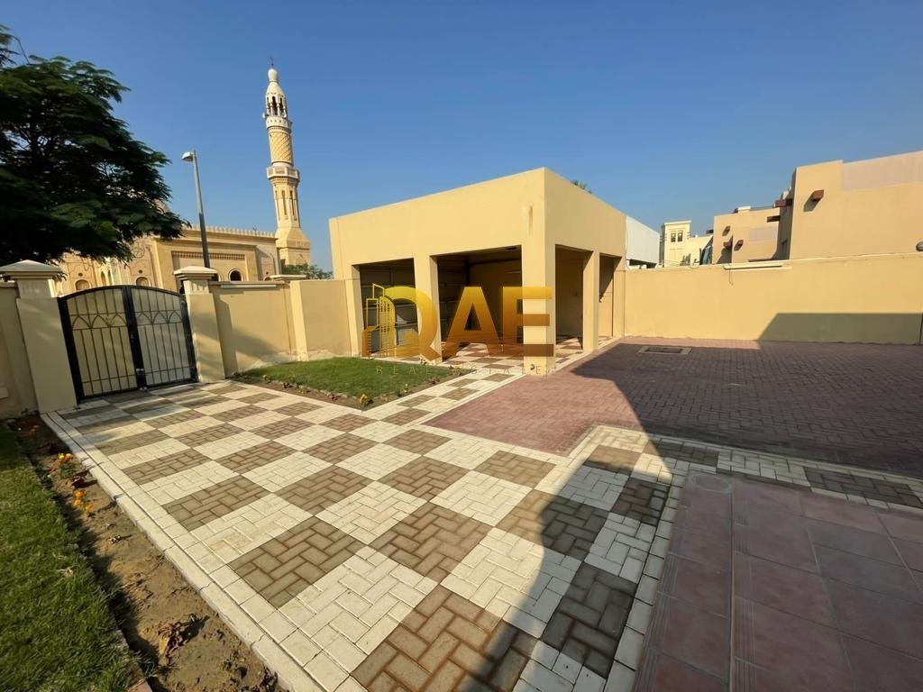 4 bedrooms Villa in Dubai, UAE No. 6694