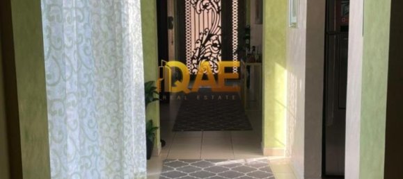 4 bedrooms Villa in Dubai, UAE No. 6694 11